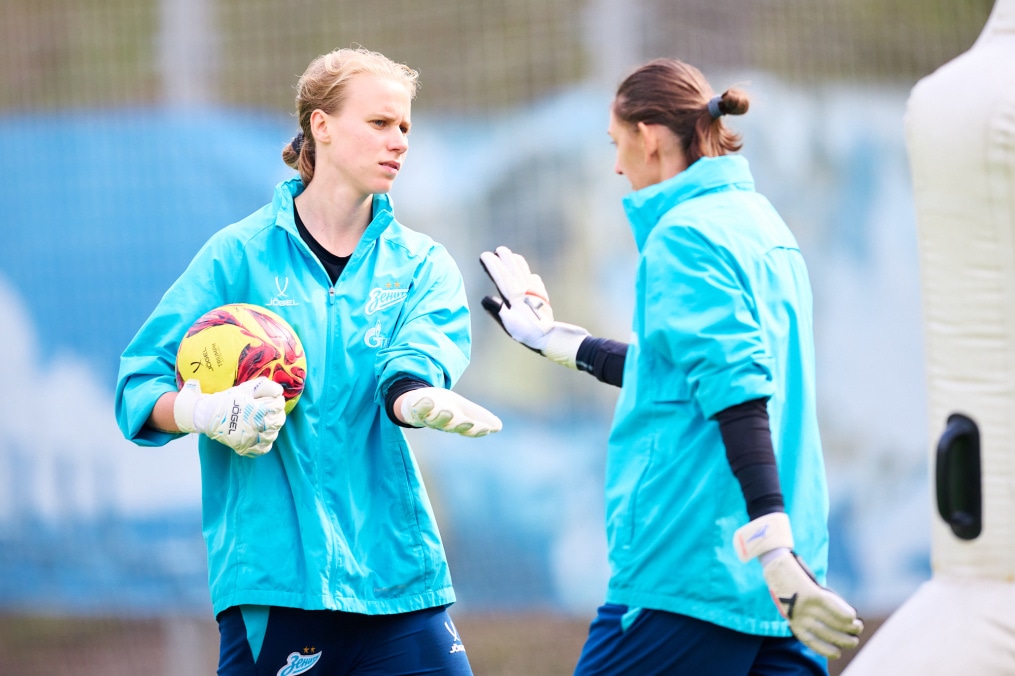 Тренировка женской команды перед матчем с «Краснодаром»