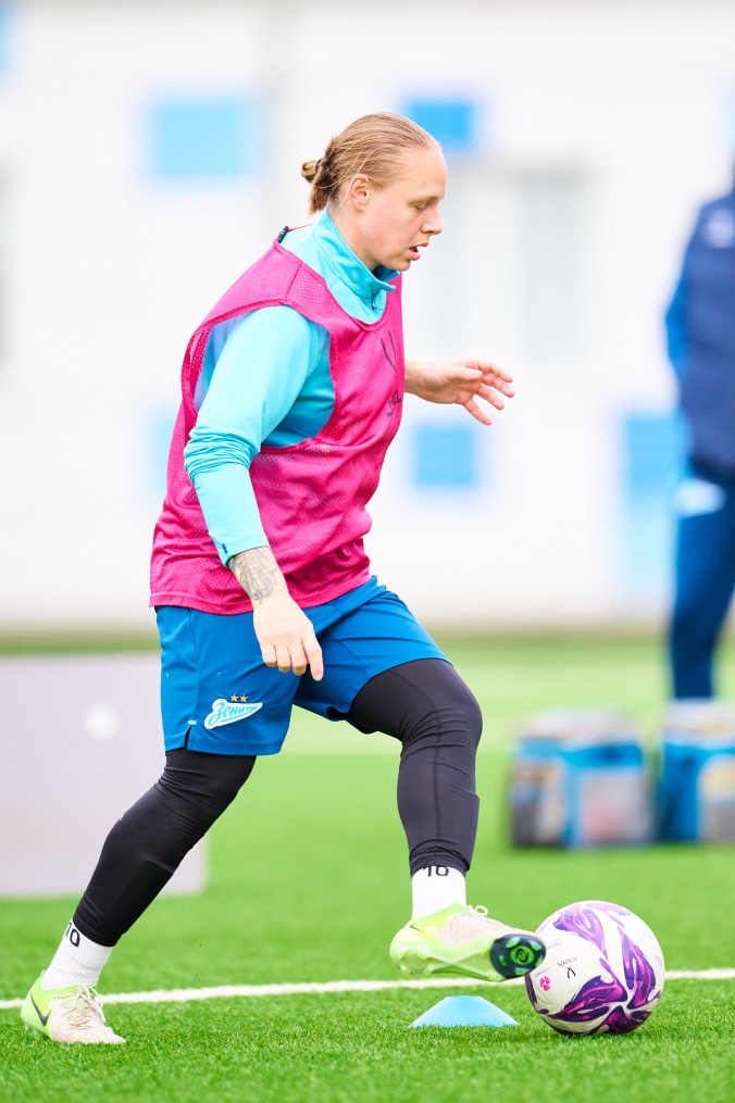 Тренировка женской команды перед матчем с «Краснодаром»