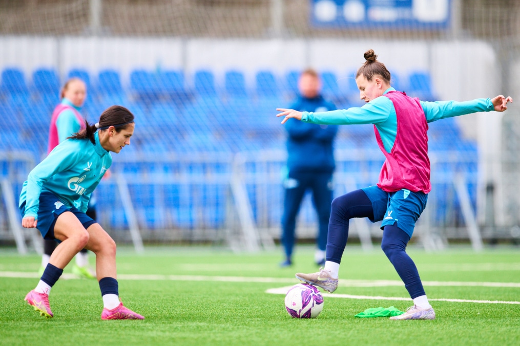 Тренировка женской команды перед матчем с «Краснодаром»