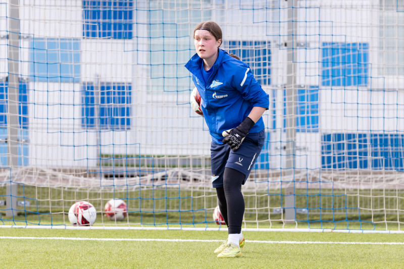 Тренировка женской молодежной команды перед началом сезона 2026