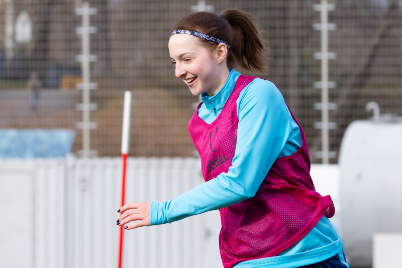 Тренировка женской молодежной команды перед началом сезона 2026