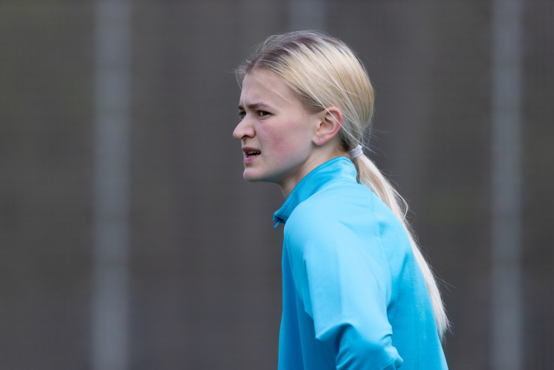 Тренировка женской молодежной команды перед началом сезона 2026