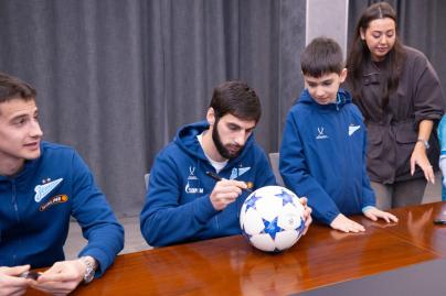 Автограф-сессия для детей из школ «Зенит-Чемпионика» в Махачкале