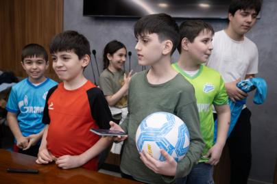 Автограф-сессия для детей из школ «Зенит-Чемпионика» в Махачкале