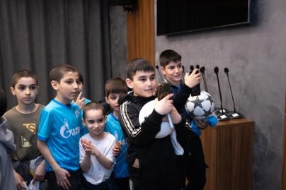 Автограф-сессия для детей из школ «Зенит-Чемпионика» в Махачкале