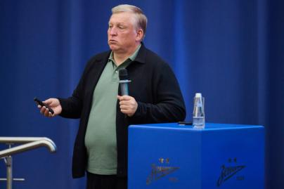 Открытые лекции в Академии: встреча с Игорем Осинькиным
